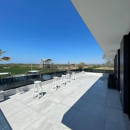 Sueno Luxury فيلة دراس