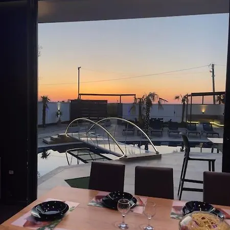 Sueno Luxury فيلة