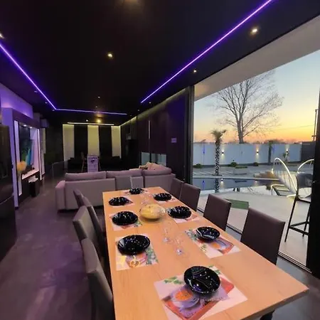 فيلة Sueno Luxury دراس