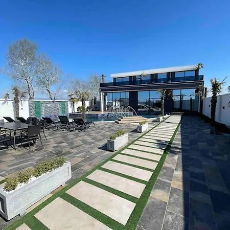 Sueno Luxury فيلة