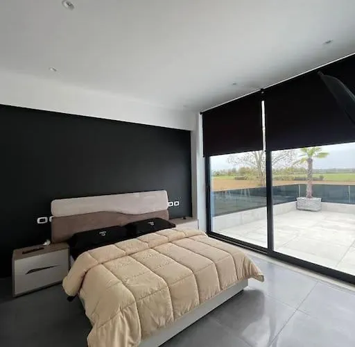 Sueno Luxury 别墅 Durrës