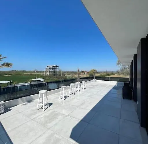 Sueno Luxury 别墅 Durrës